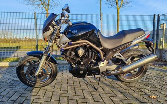 Gebrauchtmotorrad Yamaha BT 1100 Bulldog - Bild 2