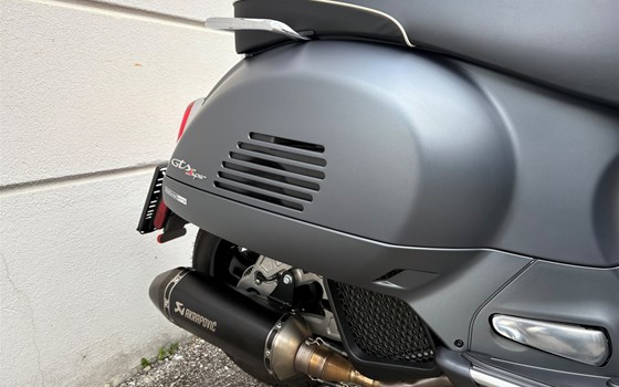 Gebrauchtmotorrad Vespa GTS 125 Super Sport - Bild 5