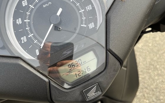 Gebrauchtmotorrad Honda SH125i - Bild 6