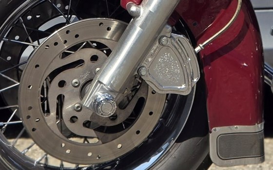 Gebrauchtmotorrad Harley-Davidson Road King Classic FLHRC - Bild 4