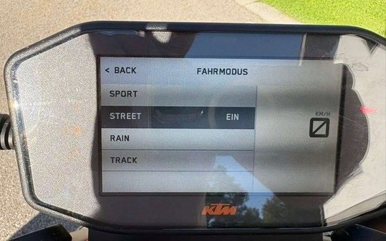 Gebrauchtmotorrad KTM 790 Duke - Bild 7