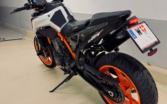 Gebrauchtmotorrad KTM 890 Duke R - Bild 4