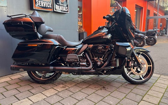 Gebrauchtmotorrad Harley-Davidson Street Glide Ultra - Bild 2