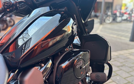 Gebrauchtmotorrad Harley-Davidson Street Glide Ultra - Bild 5