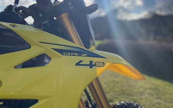 Neufahrzeug Suzuki DR-Z4S - Bild 1