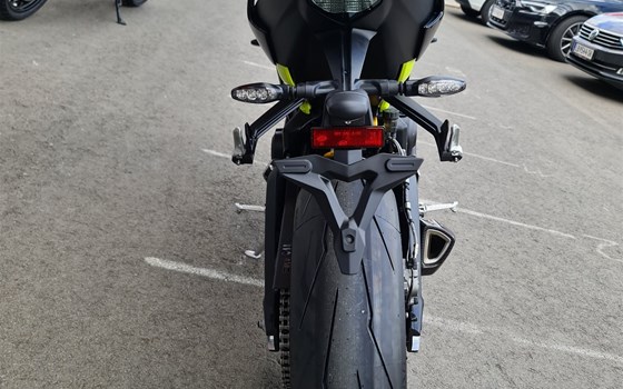 Neufahrzeug Triumph Street Triple 765 Moto2 Edition - Bild 14