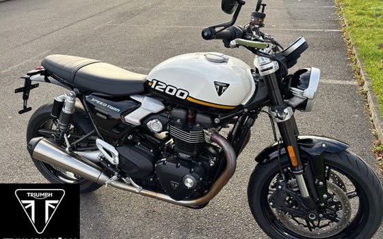 Gebrauchtmotorrad Triumph Speed Twin 1200 - Bild 1