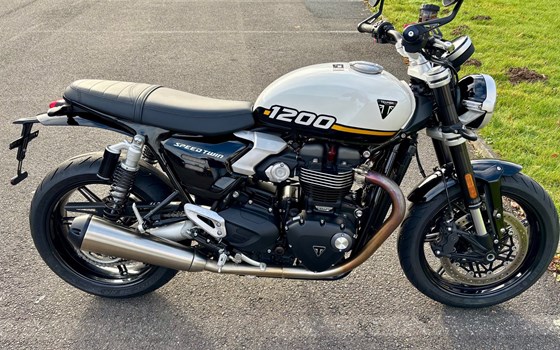 Gebrauchtmotorrad Triumph Speed Twin 1200 - Bild 5