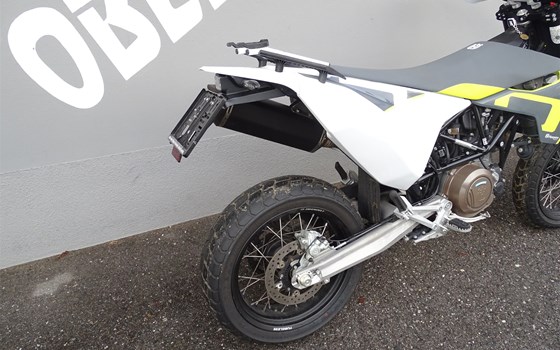Gebrauchtmotorrad Husqvarna 701 Supermoto - Bild 4