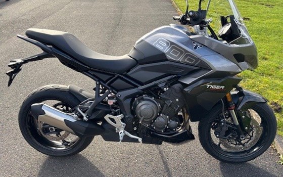 Gebrauchtmotorrad Triumph Tiger Sport 800 - Bild 5