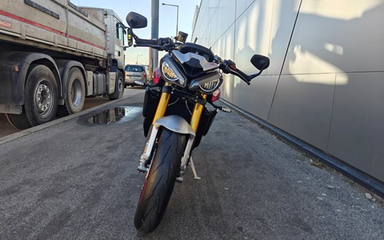 Neufahrzeug Triumph Street Triple 765 RX - Bild 3