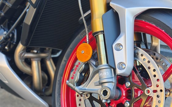 Neufahrzeug Triumph Street Triple 765 RX - Bild 8