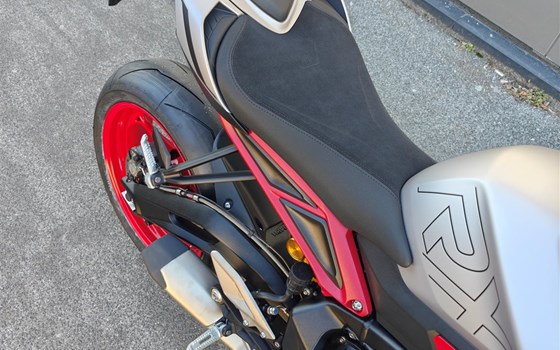 Neufahrzeug Triumph Street Triple 765 RX - Bild 9