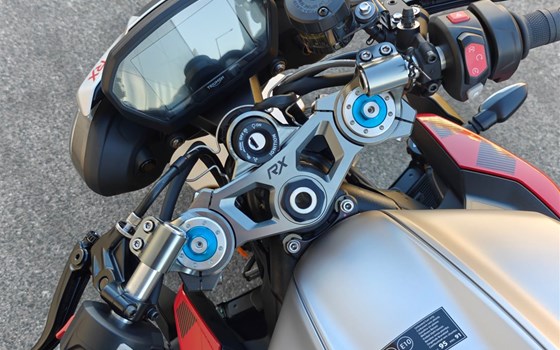Neufahrzeug Triumph Street Triple 765 RX - Bild 11