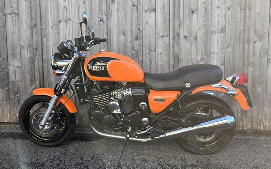 Gebrauchtmotorrad Triumph Thunderbird Sport - Bild 2