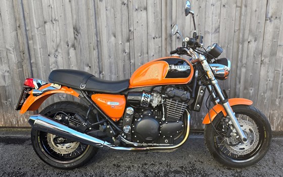 Gebrauchtmotorrad Triumph Thunderbird Sport - Bild 1
