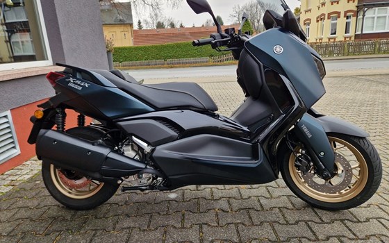 Gebrauchtmotorrad Yamaha XMAX 300 Tech MAX - Bild 3