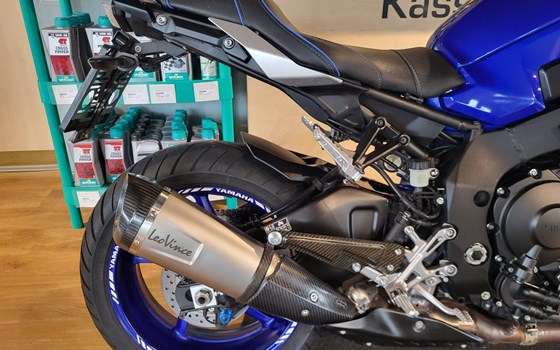 Gebrauchtmotorrad Yamaha MT-10 - Bild 2