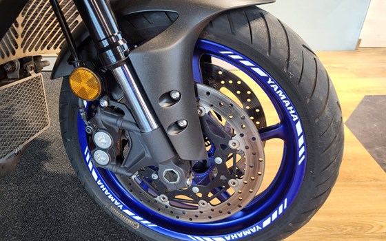 Gebrauchtmotorrad Yamaha MT-10 - Bild 5