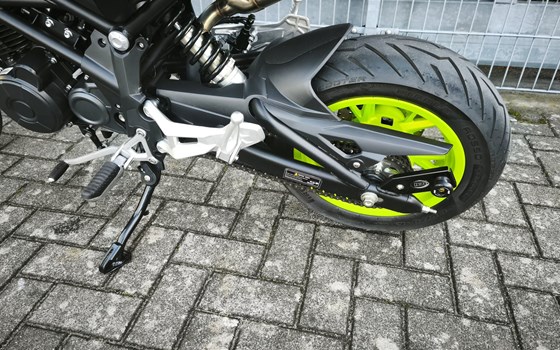Gebrauchtmotorrad Benelli TnT 125 - Bild 10