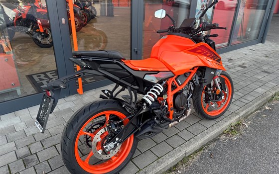 Gebrauchtmotorrad KTM 390 Duke - Bild 3