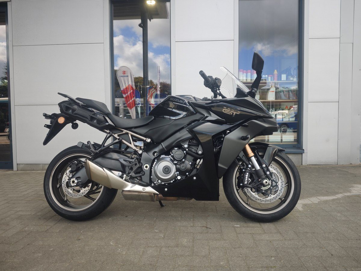 Suzuki GSX-S1000GT