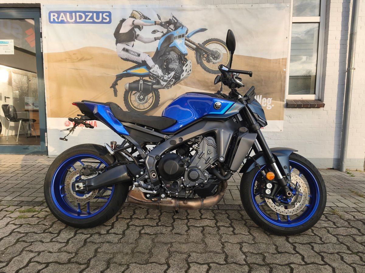 Yamaha MT-09 