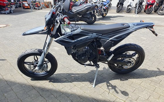 Neufahrzeug Beta RR 125 4T Motard T X special edition - Bild 10