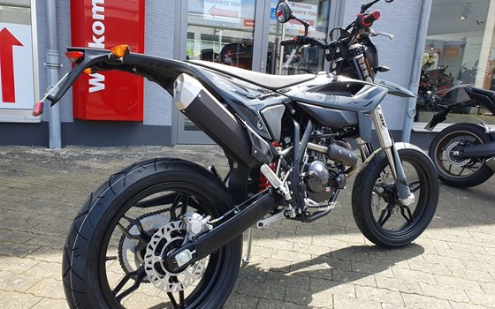 Neufahrzeug Beta RR 125 4T Motard T X special edition - Bild 5