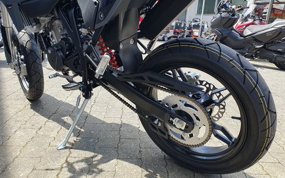 Neufahrzeug Beta RR 125 4T Motard T X special edition - Bild 9