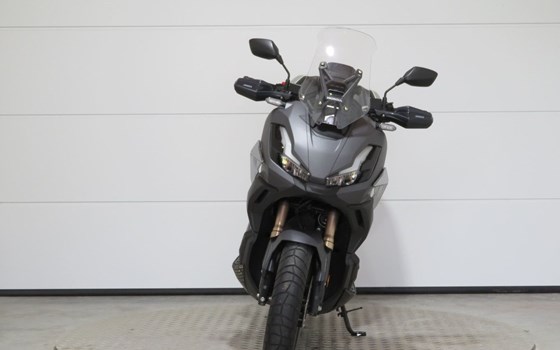 Gebrauchtmotorrad Honda ADV350 - Bild 2