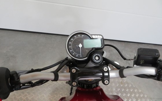 Gebrauchtmotorrad Triumph Speed 400 - Bild 3