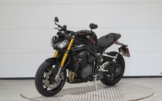 Gebrauchtmotorrad Triumph Speed Triple 1200 RS - Bild 3