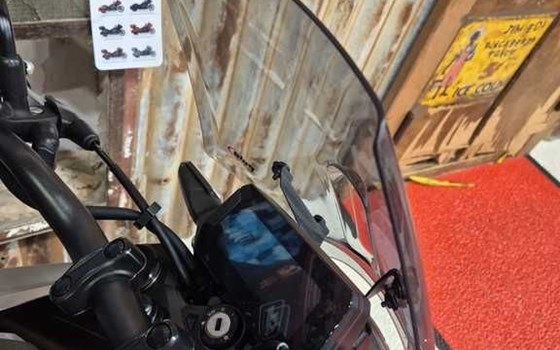 Gebrauchtmotorrad Honda CB125R - Bild 10