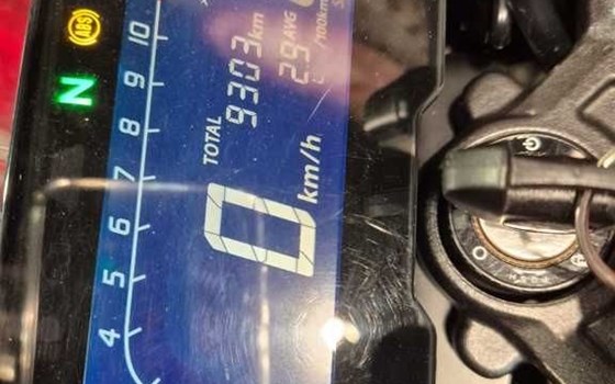 Gebrauchtmotorrad Honda CB125R - Bild 12