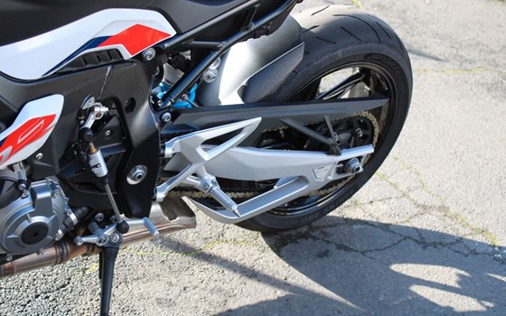 Gebrauchtmotorrad BMW M 1000 RR - Bild 14