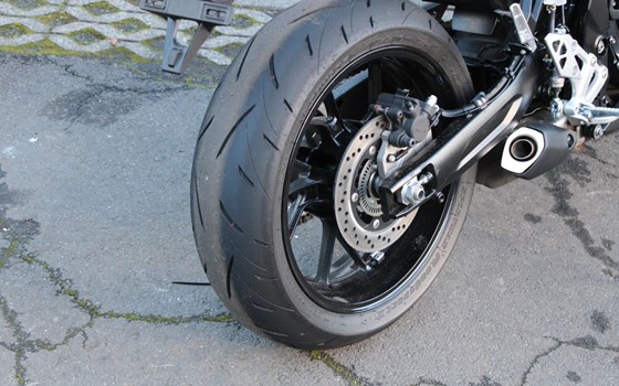 Gebrauchtmotorrad Suzuki GSX-8R - Bild 5