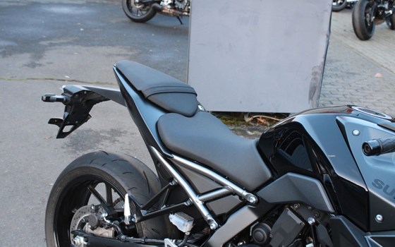 Gebrauchtmotorrad Suzuki GSX-8R - Bild 6
