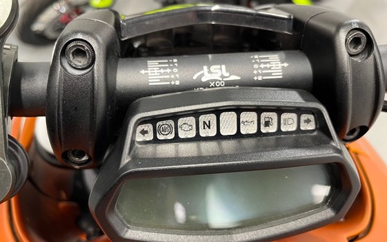 Gebrauchtmotorrad Ducati Diavel 1200 - Bild 10