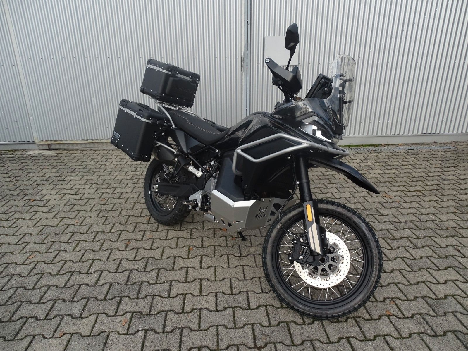 CFMOTO 800MT-X