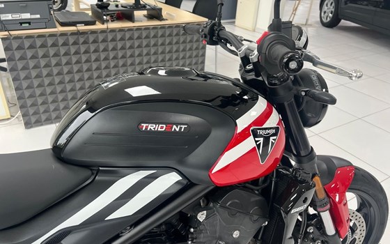 Gebrauchtmotorrad Triumph Trident 660 - Bild 10