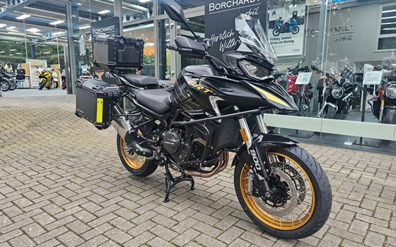 Neufahrzeug QJ Motor SRT 900 SX - Bild 1