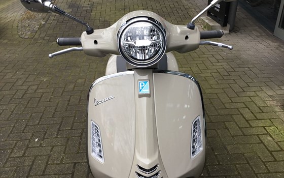 Neufahrzeug Vespa GTS 310 - Bild 14
