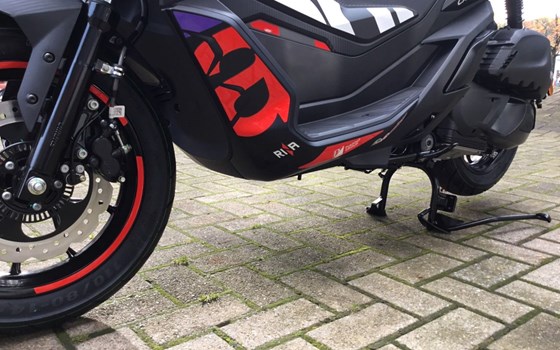 Neufahrzeug Aprilia SR GT Replica 200 - Bild 15