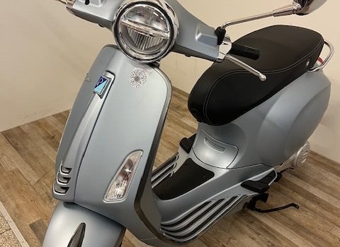 Gebrauchtmotorrad Vespa Primavera 50 - Bild 1