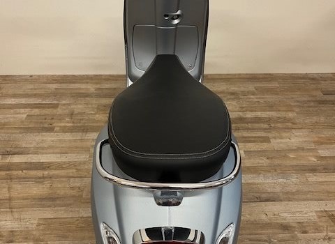 Gebrauchtmotorrad Vespa Primavera 50 - Bild 3