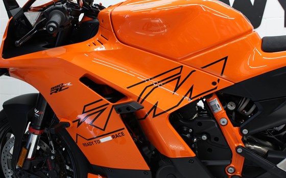 Neufahrzeug KTM 990 RC R - Bild 7