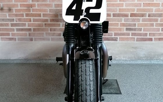 Gebrauchtmotorrad Kawasaki W800 - Bild 3