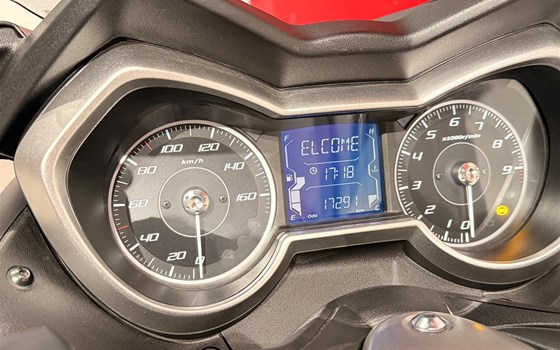 Gebrauchtmotorrad Yamaha XMAX 300 - Bild 10
