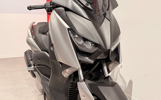 Gebrauchtmotorrad Yamaha XMAX 300 - Bild 4